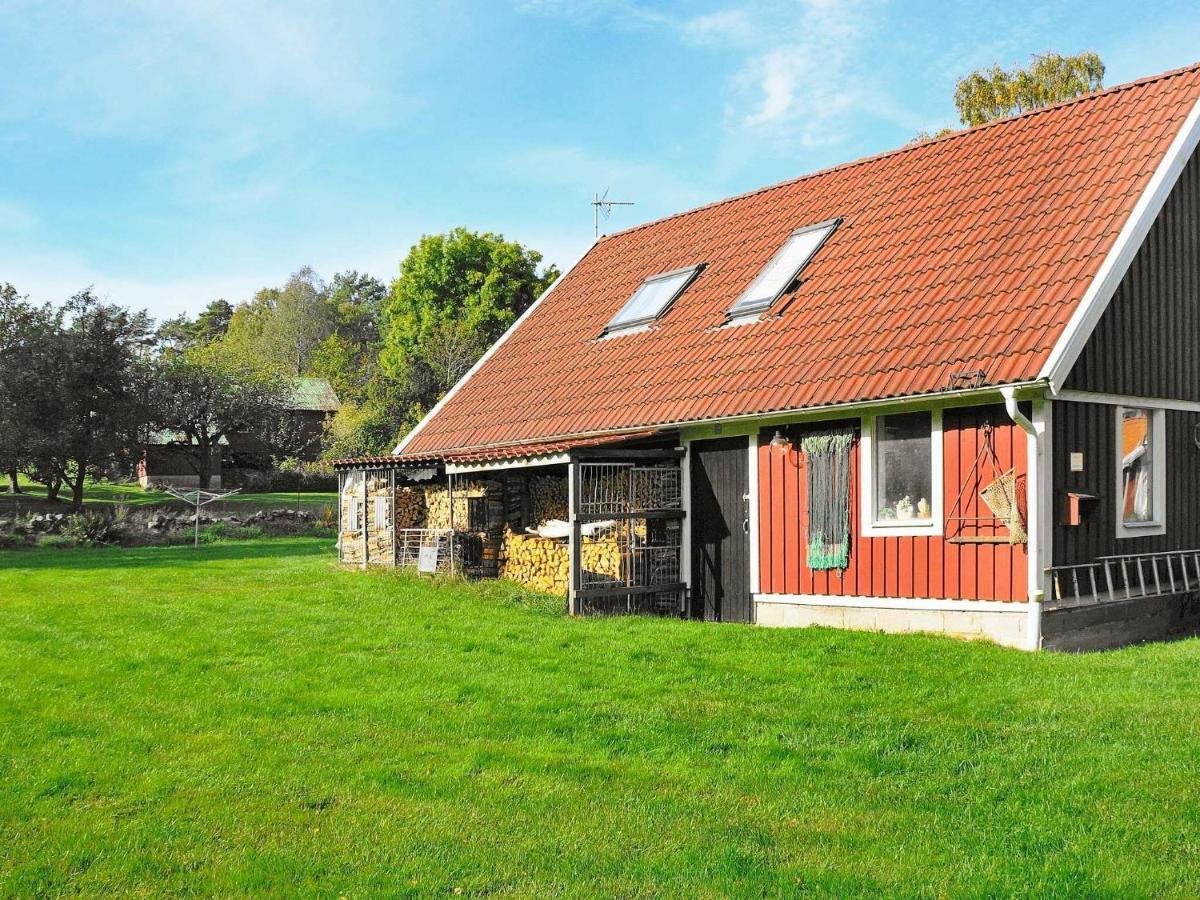 6 Person Holiday Home In Asker N Стенунгсунд Экстерьер фото